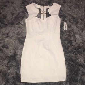Fitted detailed white dress